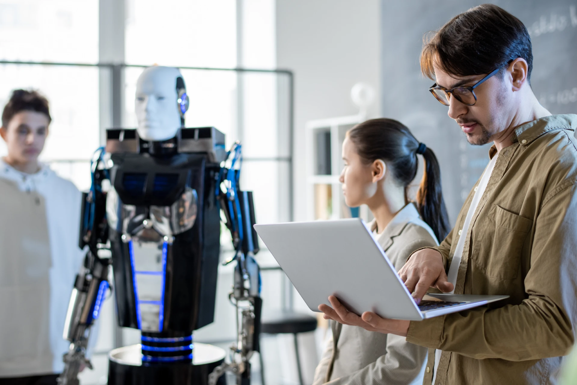 AI Skills Gap in the UK Workforce: How to Train and Upskill Effectively